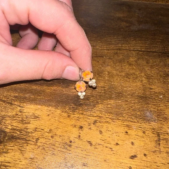 Trio-cluster leaver back earrings - Picture 2 of 4